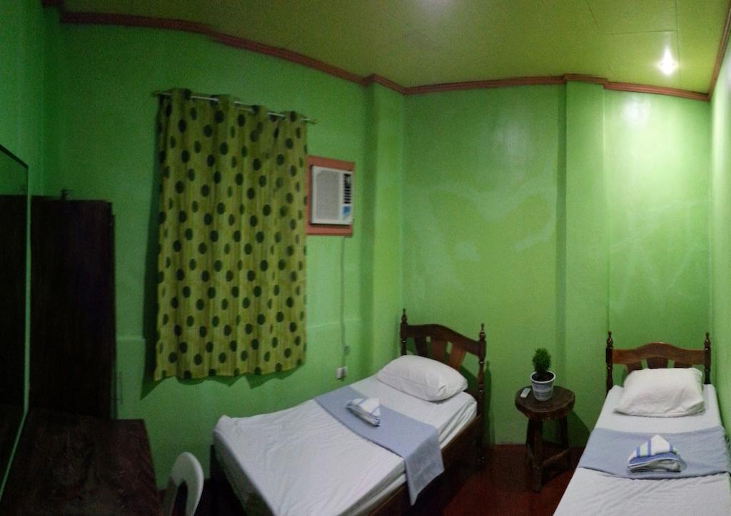 Dhayne Pension Puerto Princesa Phòng bức ảnh