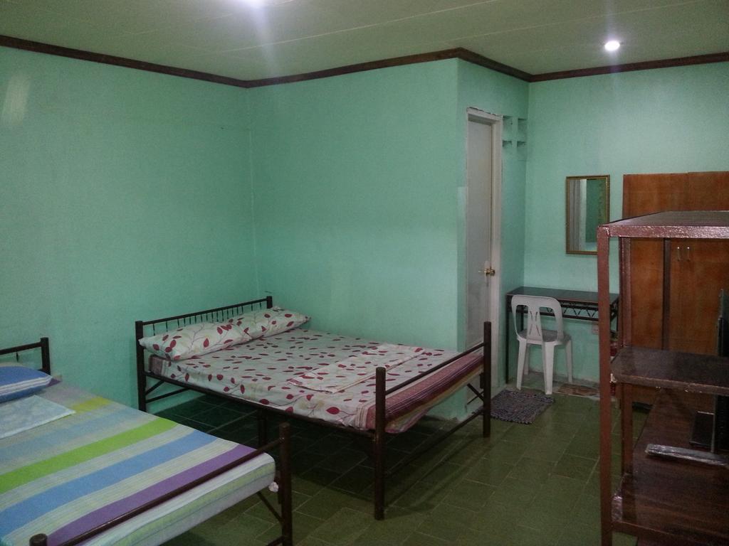 Dhayne Pension Puerto Princesa Phòng bức ảnh
