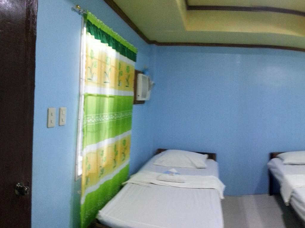Dhayne Pension Puerto Princesa Phòng bức ảnh