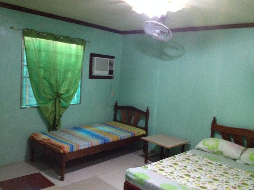 Dhayne Pension Puerto Princesa Phòng bức ảnh
