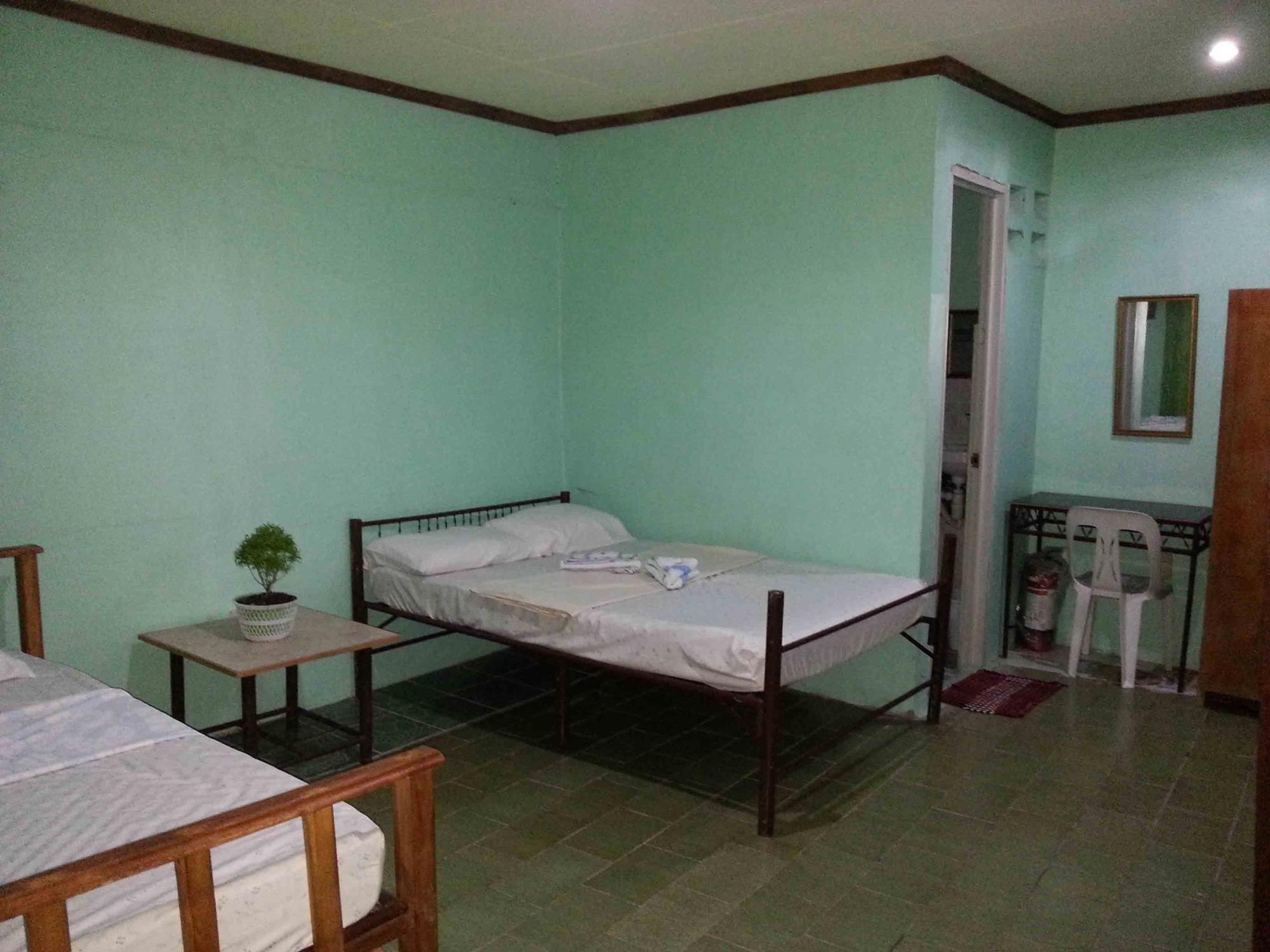 Dhayne Pension Puerto Princesa Ngoại thất bức ảnh